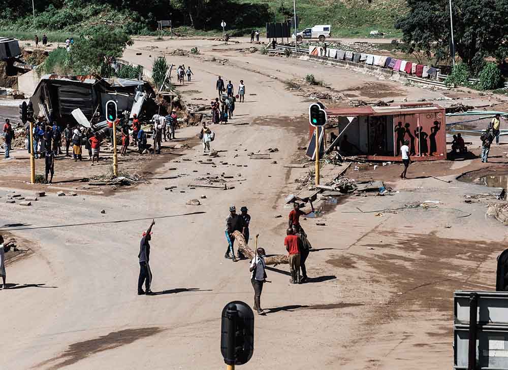 Banjir dan Longsor Sapu Kota Durban, 341 Orang Tewas