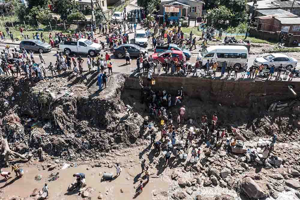 Banjir dan Longsor Sapu Kota Durban, 341 Orang Tewas