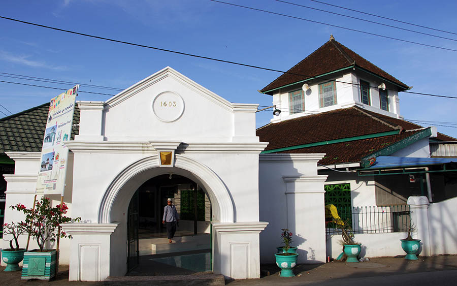 Masjid Al Hilal yang dibangun Tahun 1603 di Masa Pemerintahan Raja Gowa XIV