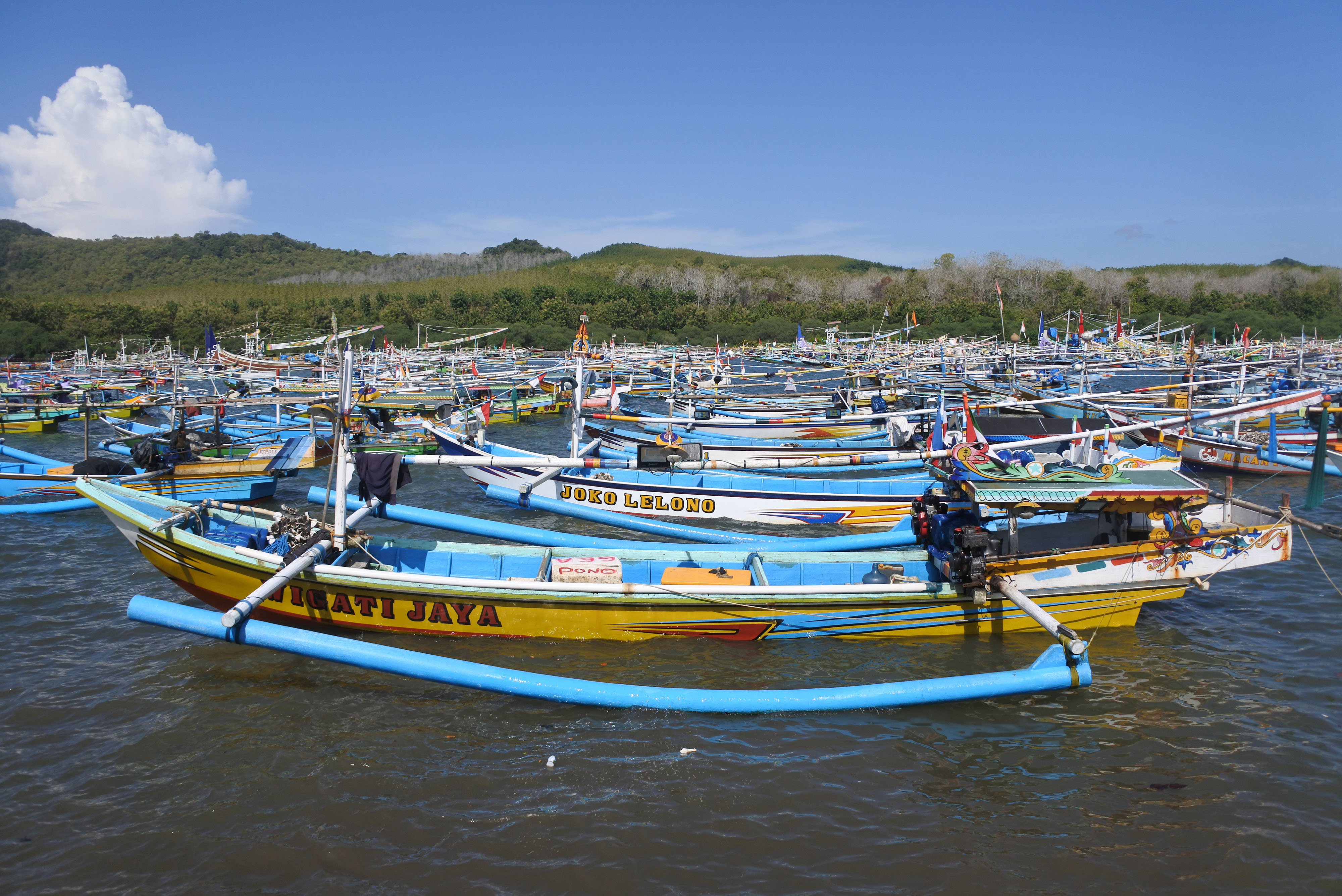 Nelayan Pantai Grajagan Libur Melaut 