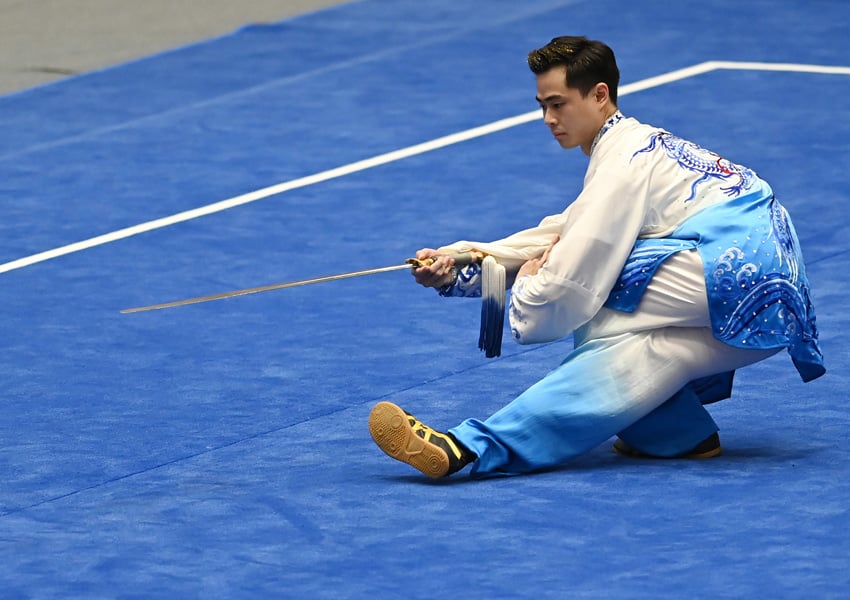 Nicholas Raih Medali Perak Wushu