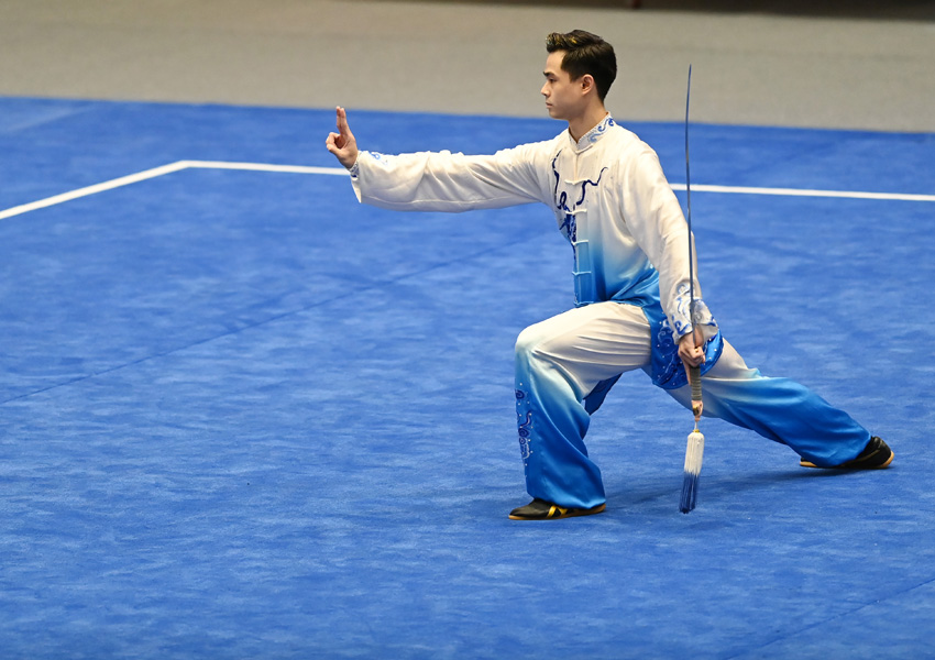 Nicholas Raih Medali Perak Wushu