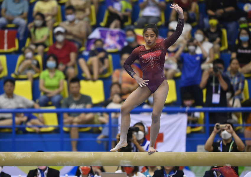 Atlet Senam Artistik Rifda Raih Emas