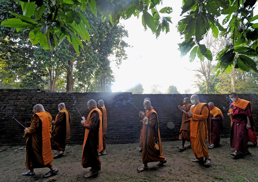 Perayaan Bersama Waisak Di KCBN Muarojambi