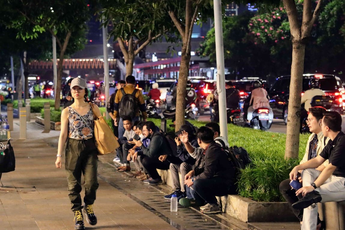  Pemerintah Melonggarkan Kebijakan Pemakaian Masker