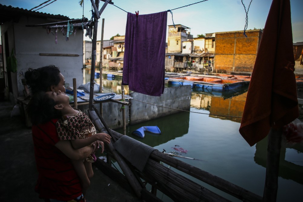 Warga Bertahan di Kampung Apung Kapuk Teko Jakarta