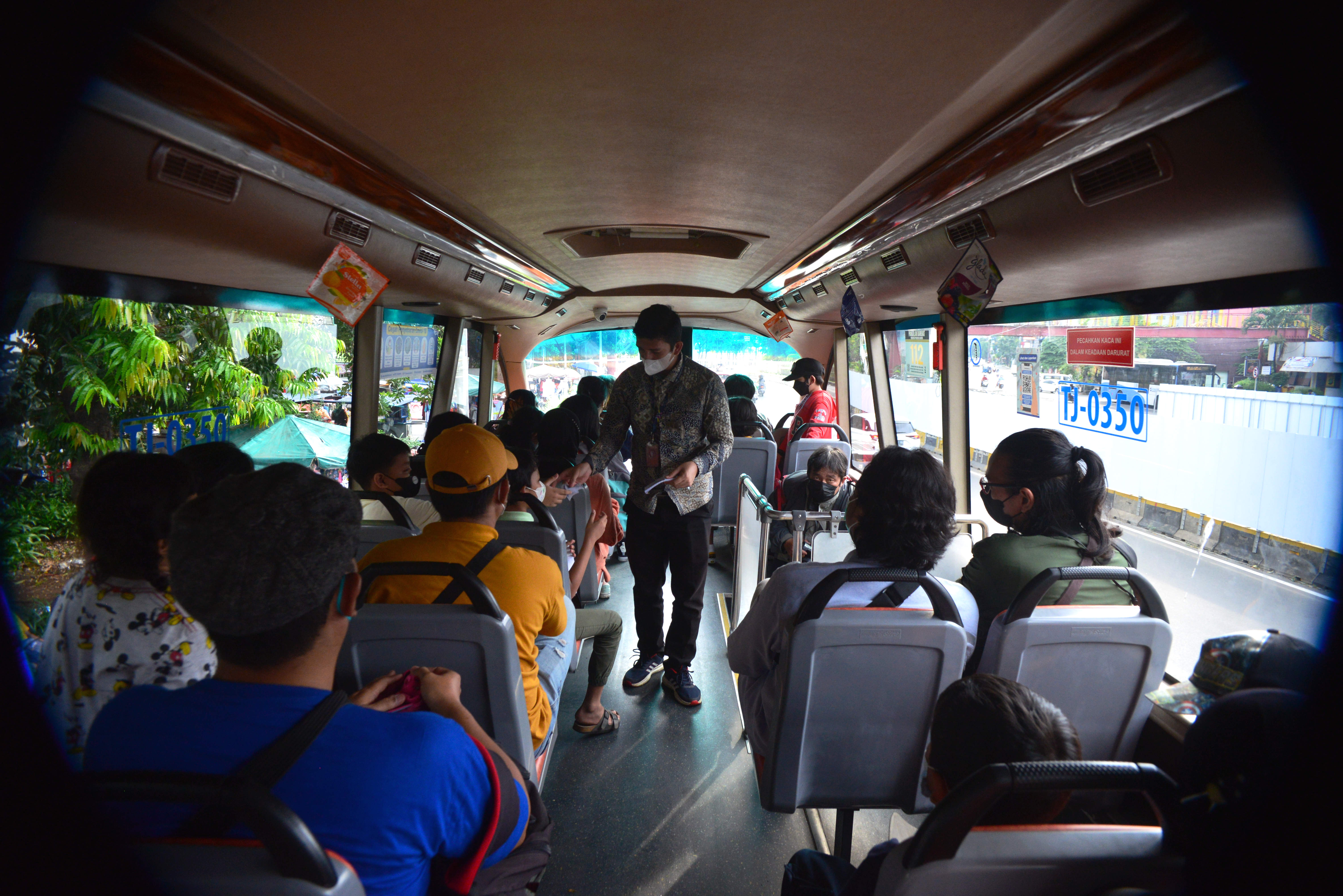 Bus Wisata Gratis di Jakarta