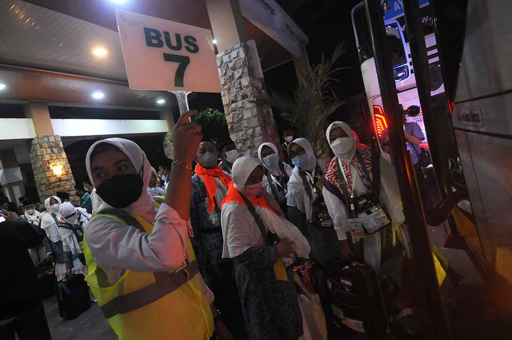 Keberangkatan Jamaah Calon Haji Kloter Pertama