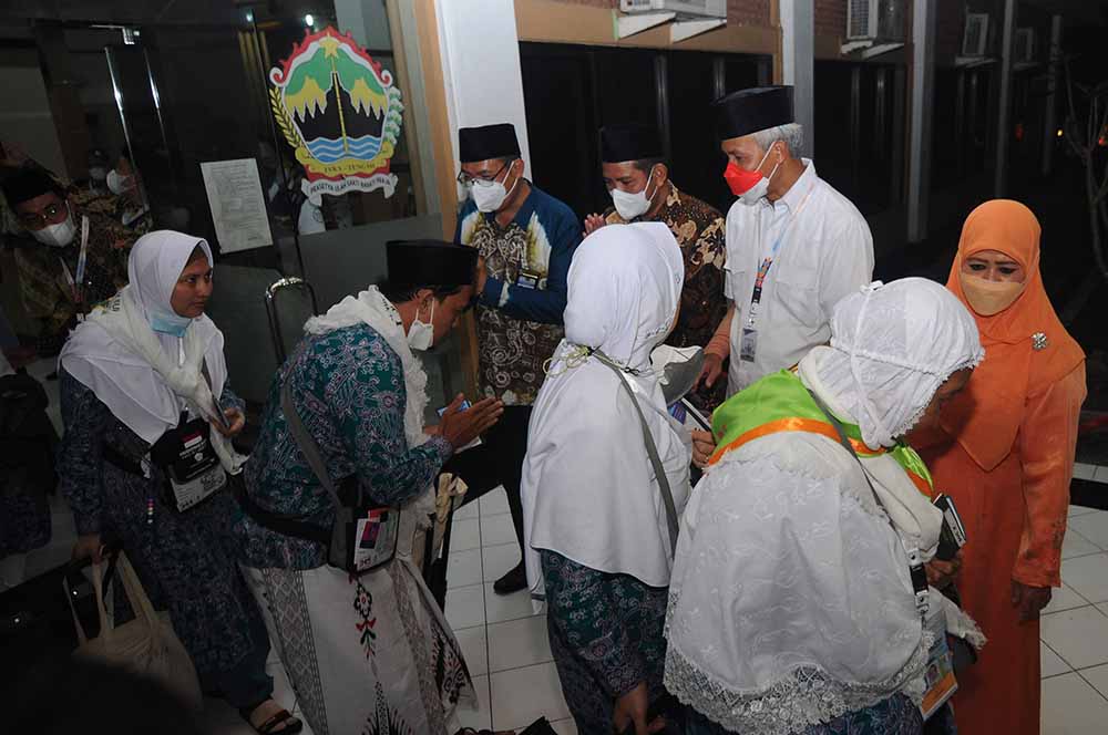 Keberangkatan Jamaah Calon Haji Kloter Pertama