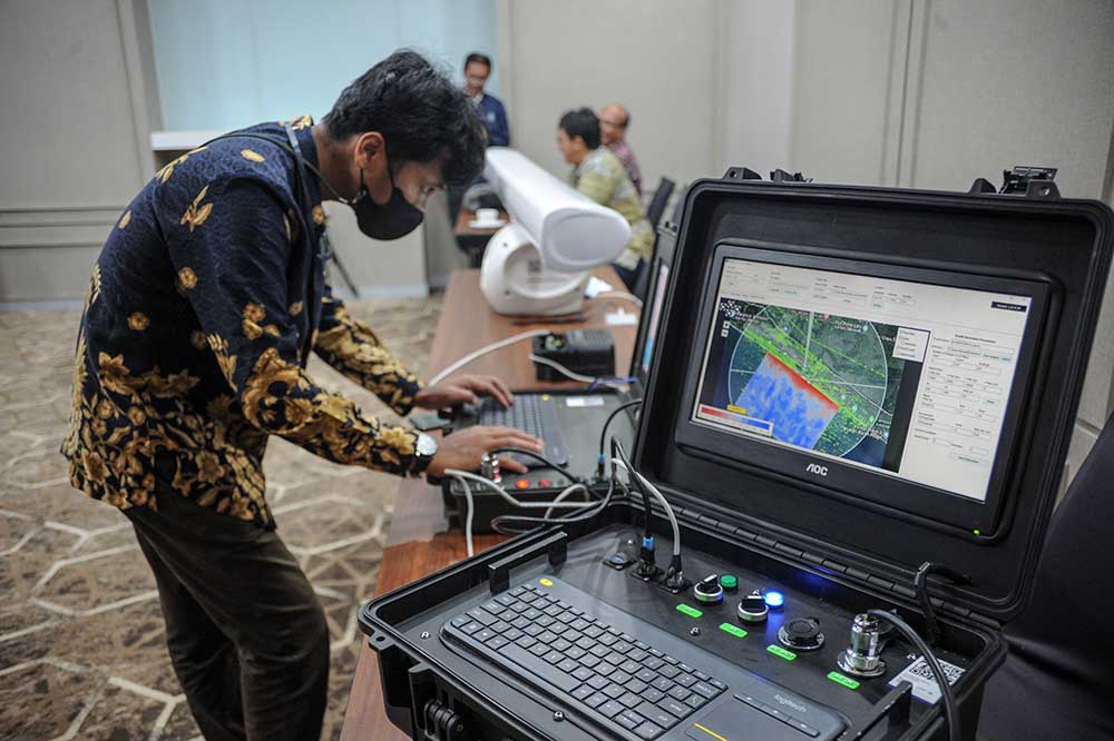 Radar Pengukur Kedalaman Laut