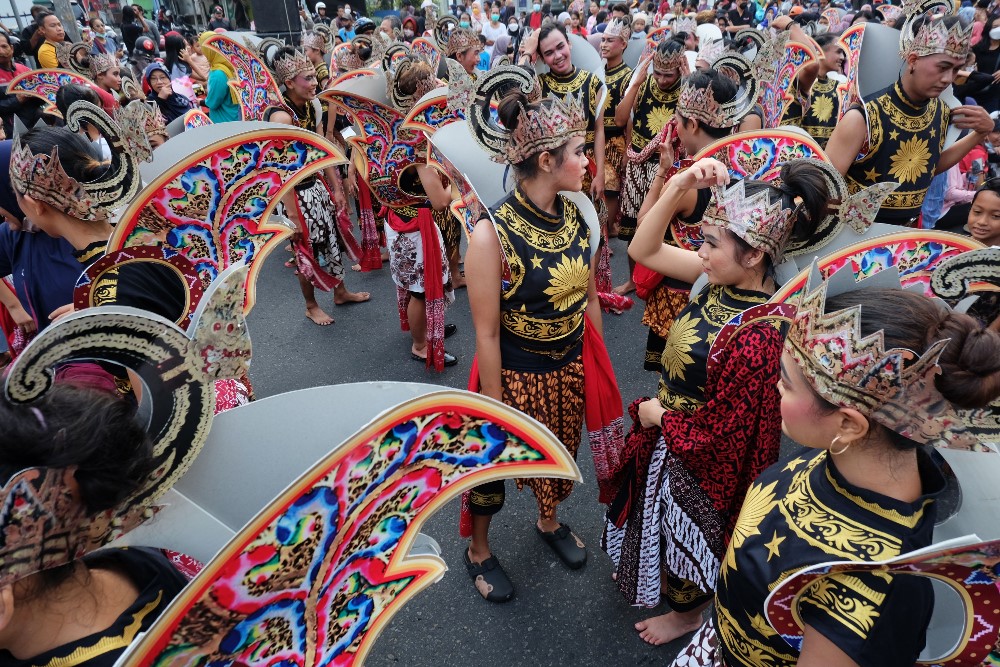 Tari Gatotkaca Massal saat Car Free Day di Solo