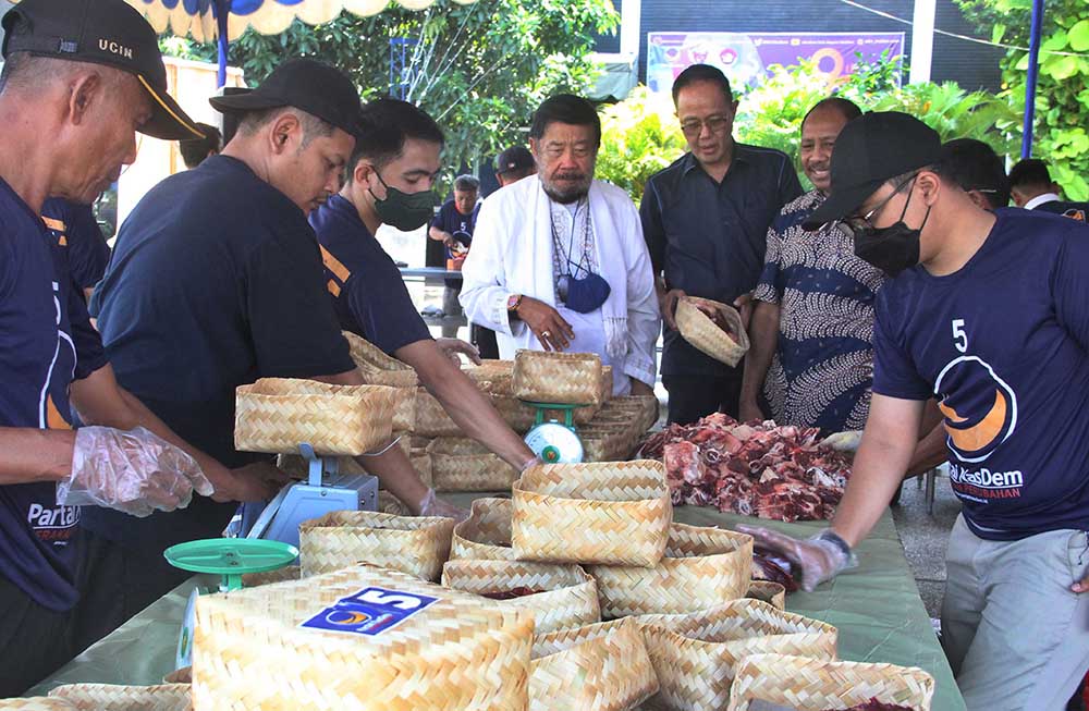 Penyerahan Hewan Kurban Partai NasDem