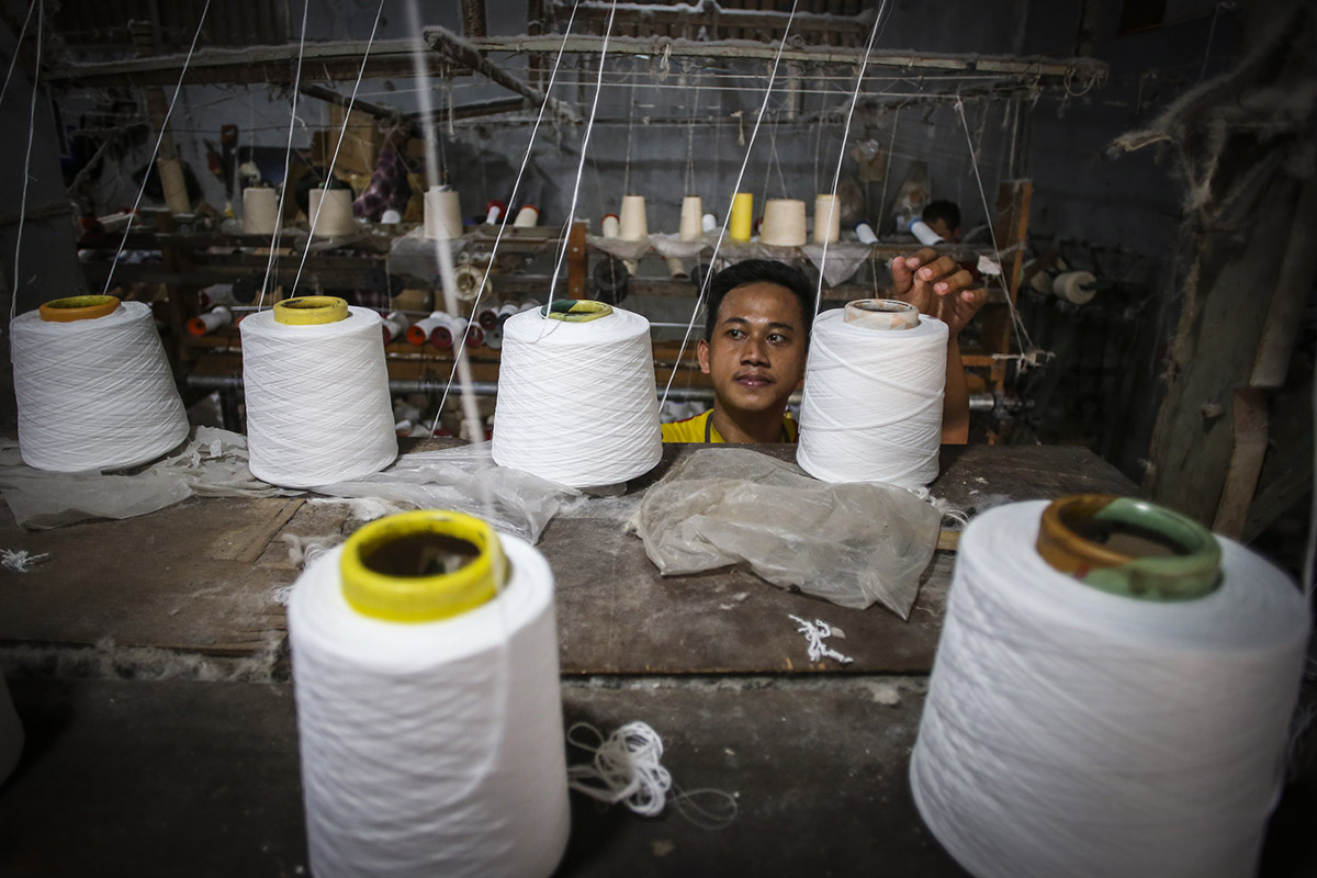 Industri Pemintal Benang di Jakarta
