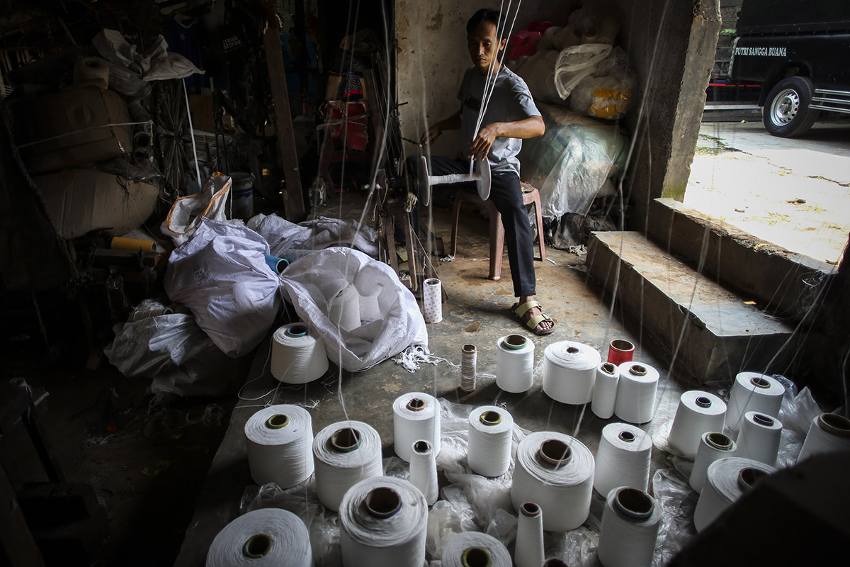 Industri Pemintal Benang di Jakarta