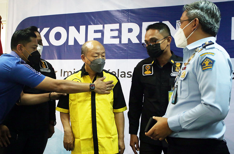 Pengungkapan Penggunaan Paspor Palsu Warga Negara Asing