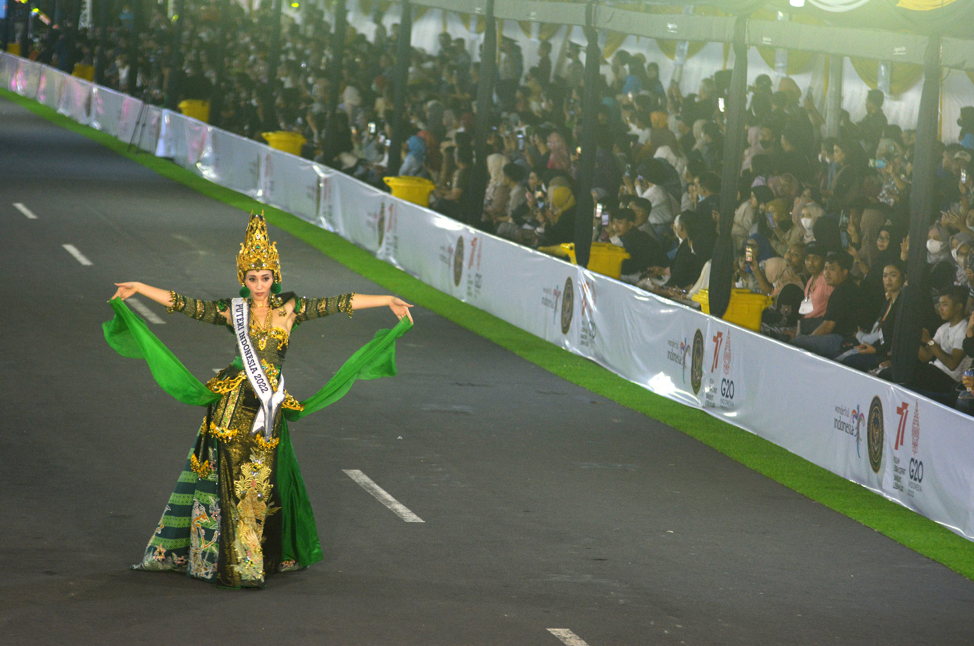Jember Fashion Carnaval ke-20 di Jember