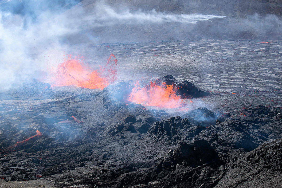 Erupsi Gunung Berapi di Reykjavik Islandia