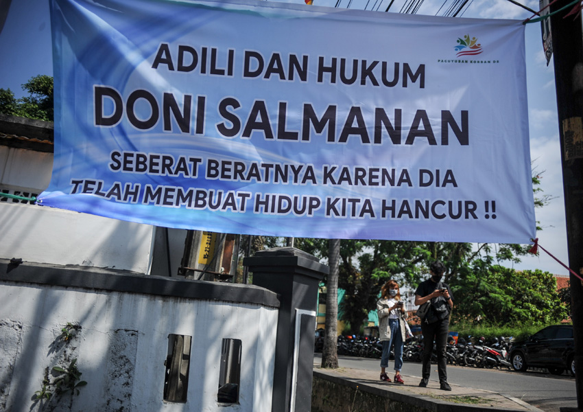 Sidang Dakwaan Doni Salmanan