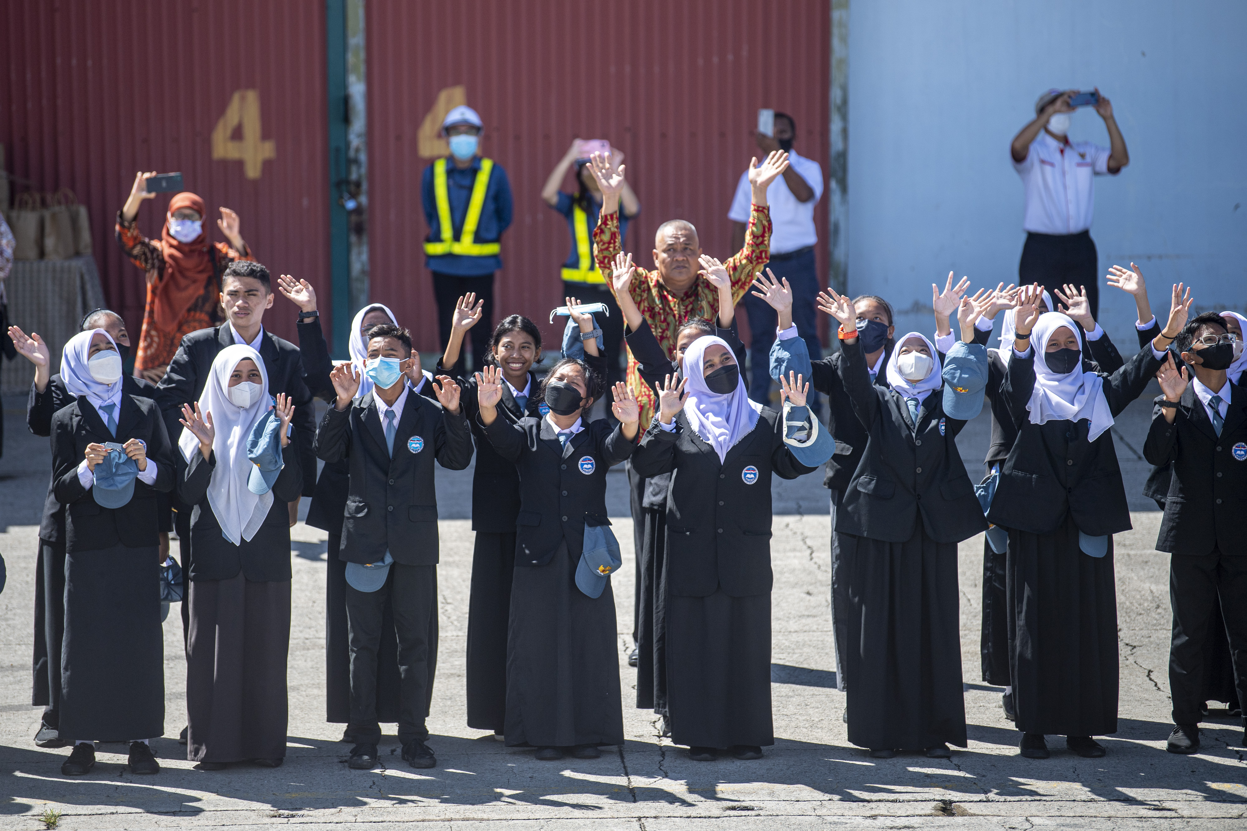 KRI Bima Suci Menuju Tual