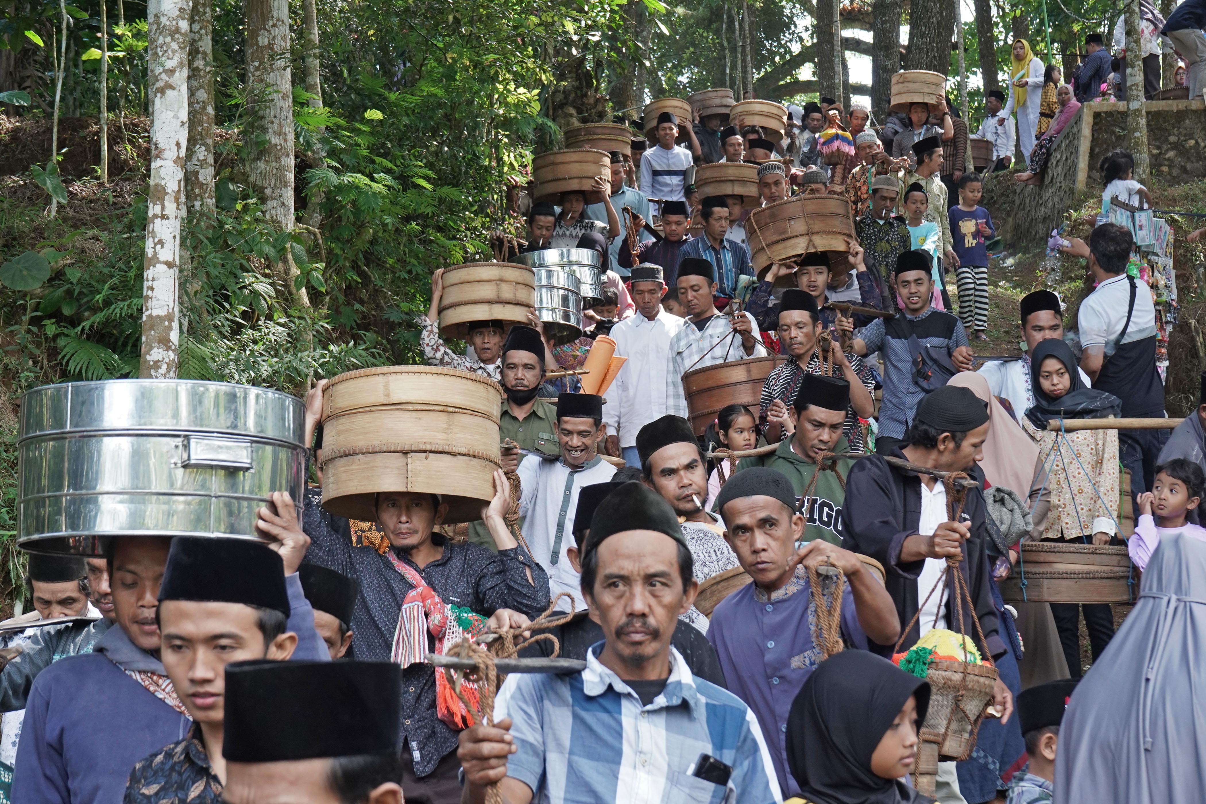 Tradisi Nyadran Kyai Kramat Tlogopucang