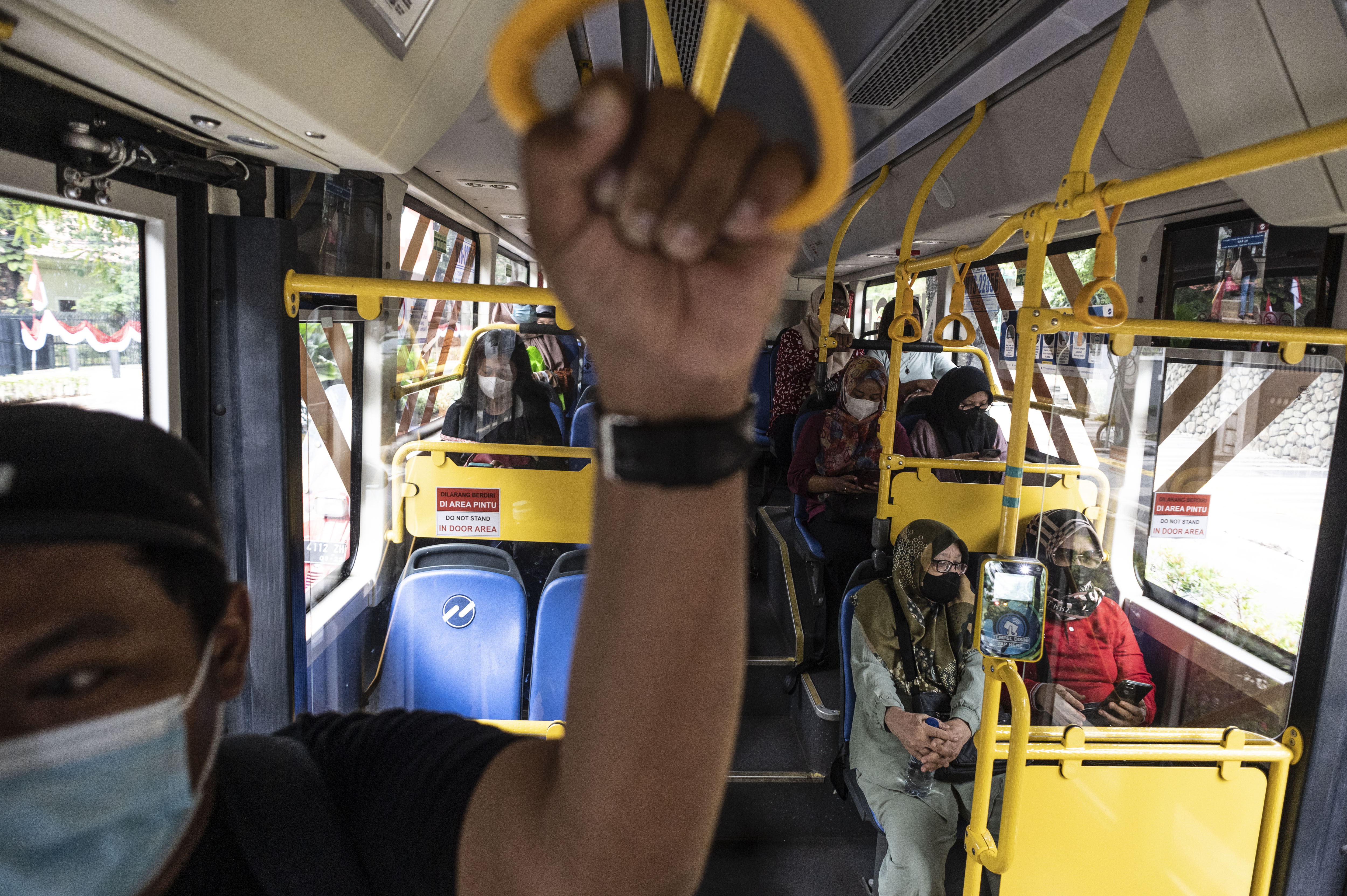 Target Elektrifikasi Bus Transjakarta