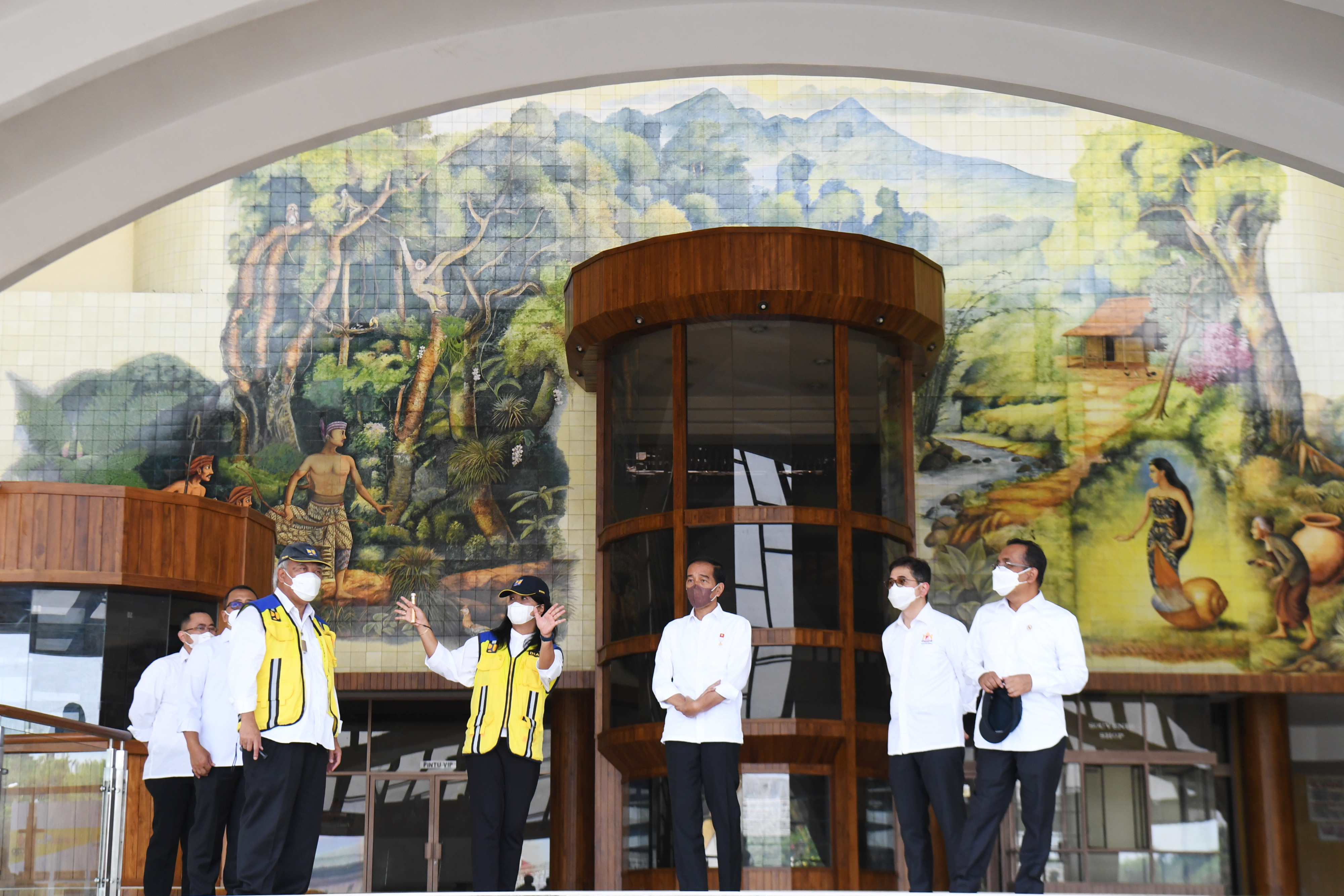 Presiden Tinjau Revitalisasi TMII