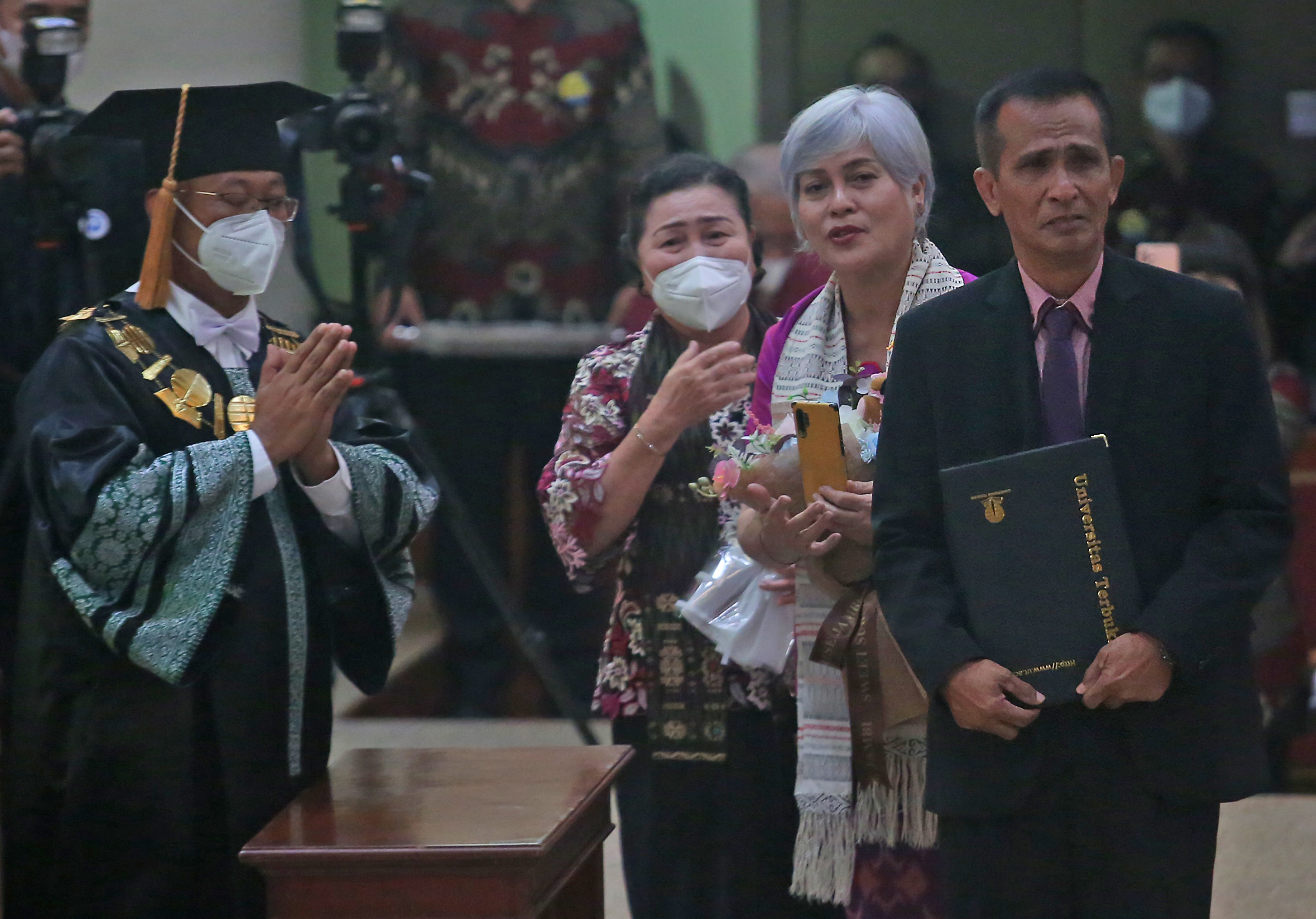 Wisuda Almarhum Brigadir Yosua
