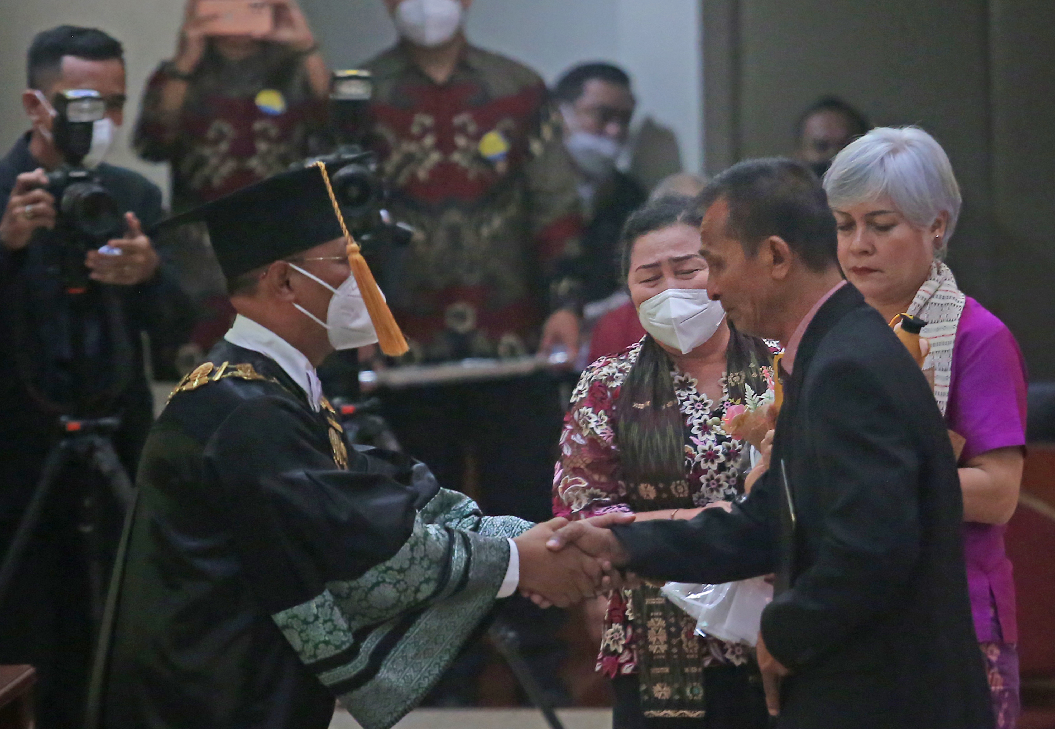 Wisuda Almarhum Brigadir Yosua