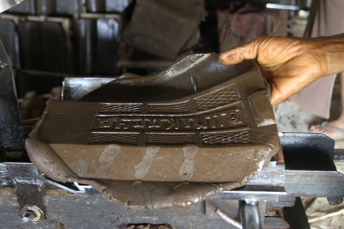 Industri Genteng Tradisional