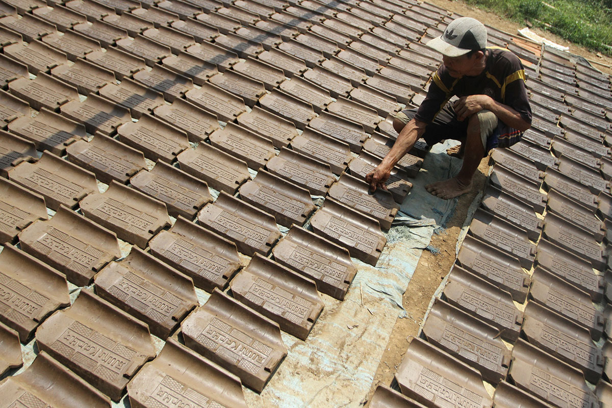 Industri Genteng Tradisional