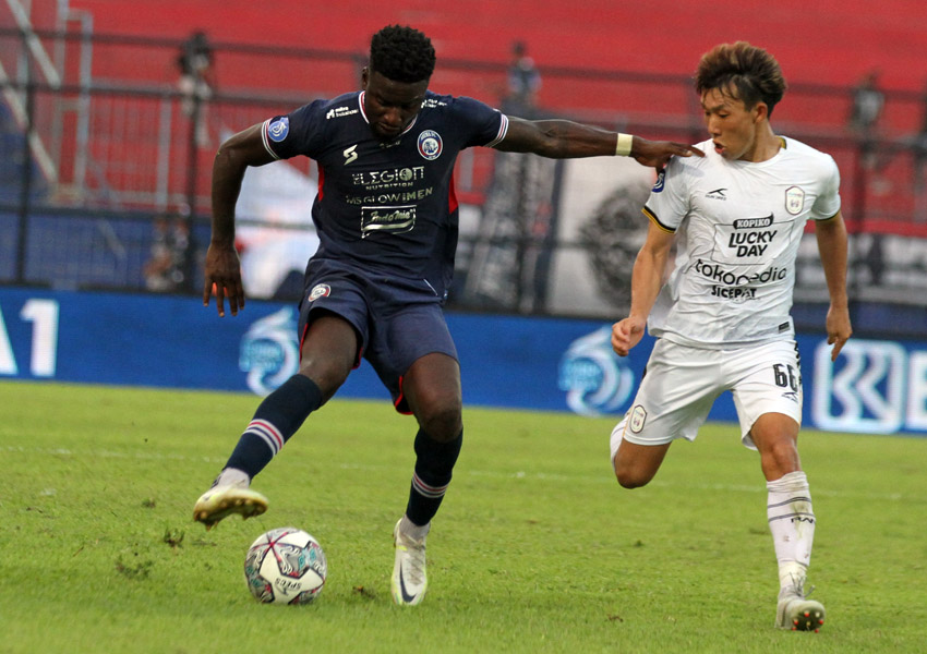 Arema FC Mengalahkan Rans Nusantara