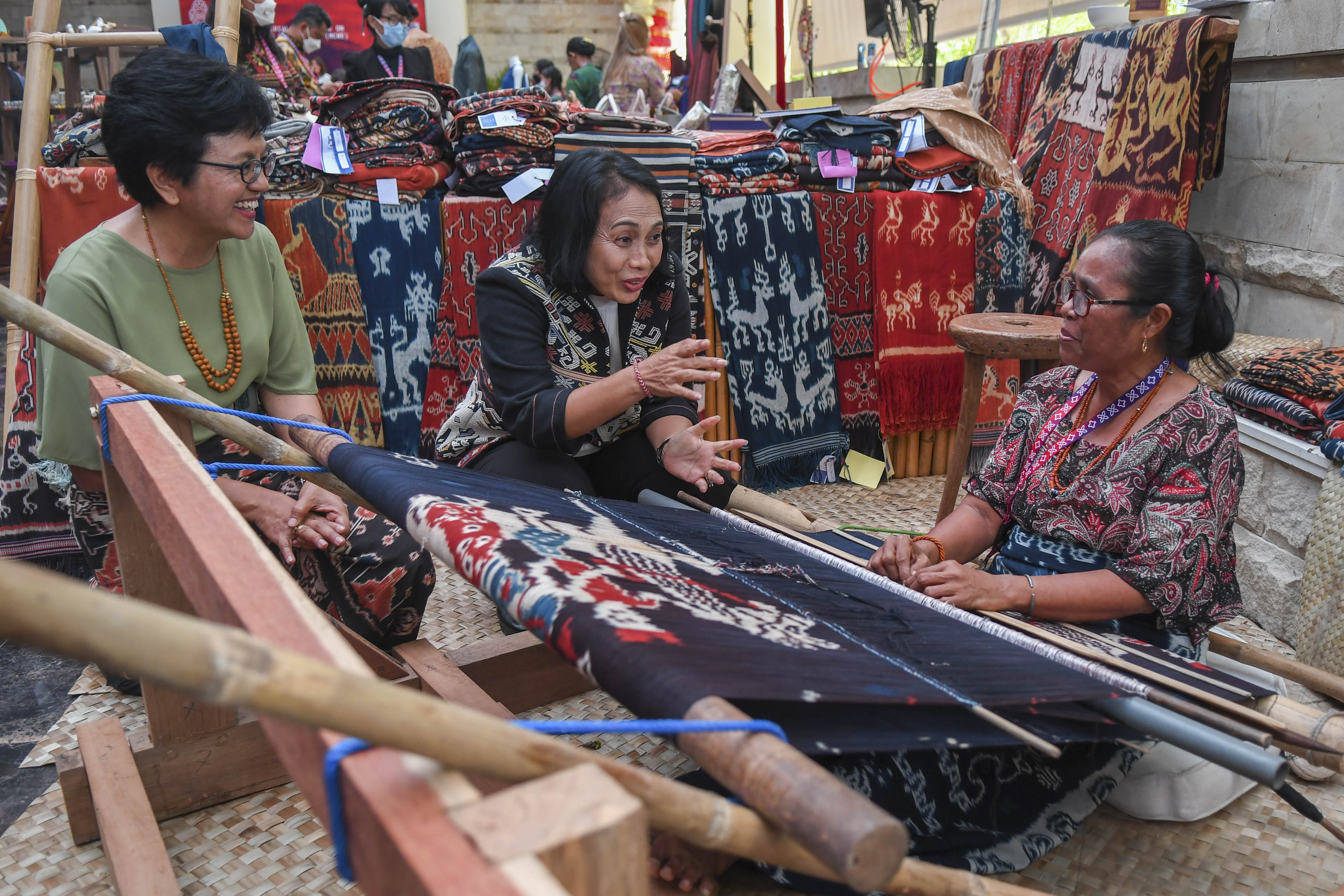 Pameran UMKM pada Pertemuan MCWE G20