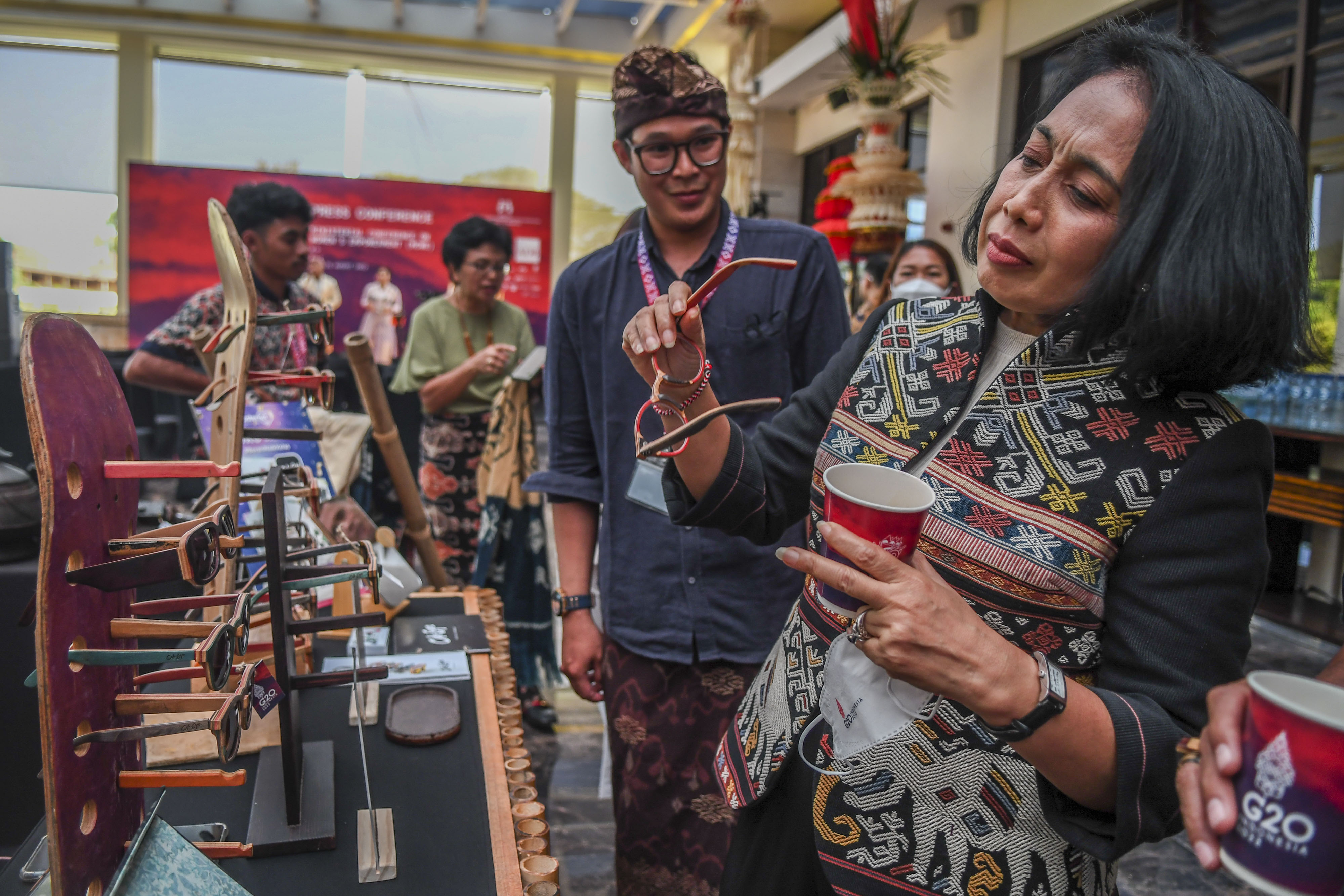 Pameran UMKM pada Pertemuan MCWE G20
