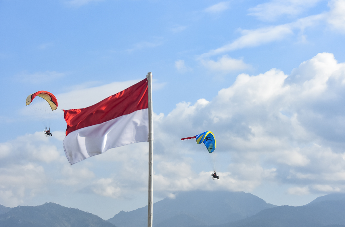  Atraksi Paramotor di Mataram