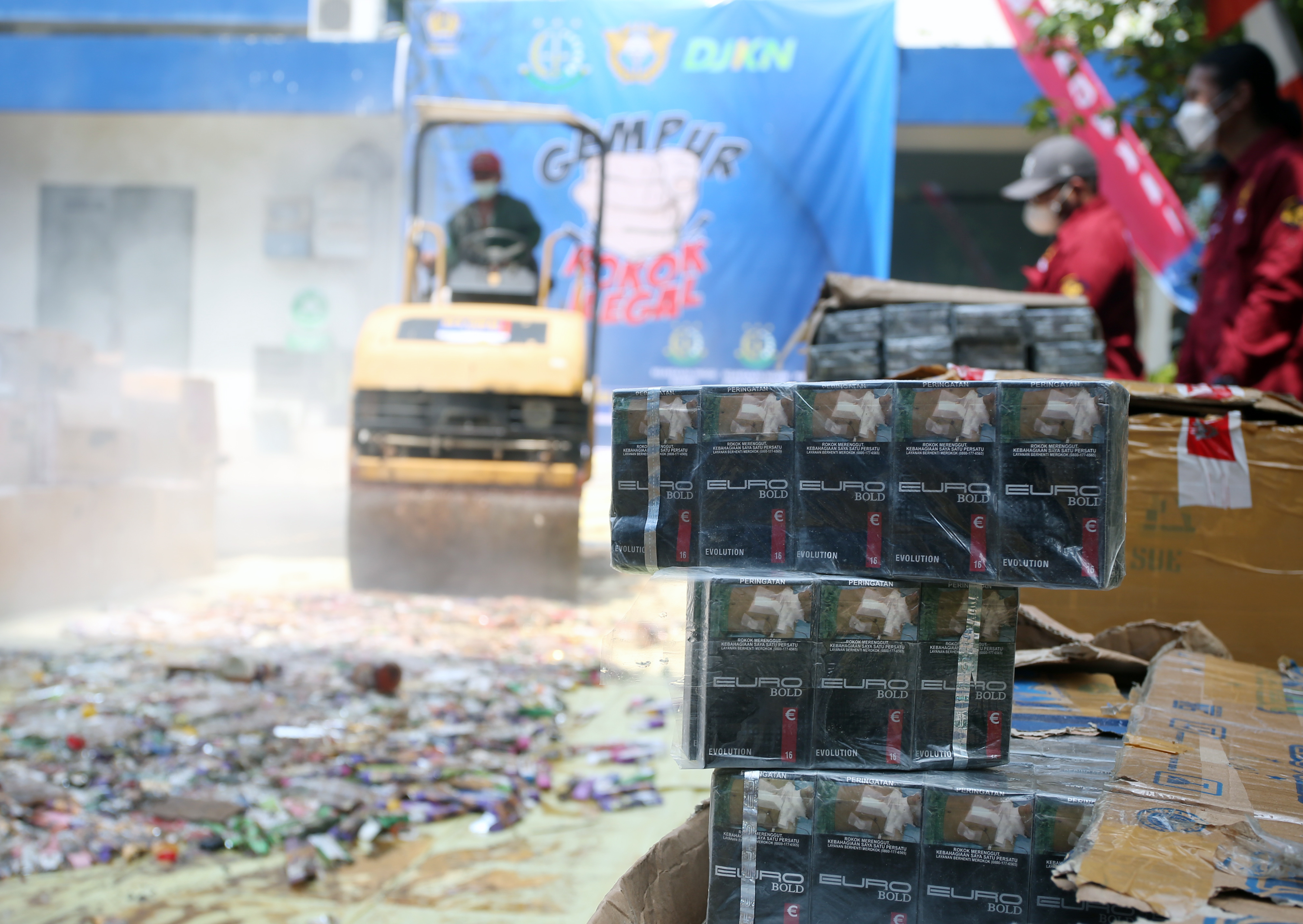 Pemusnahan Barang bUkti Hasil Penindakan Kepabeanan dan Cukai