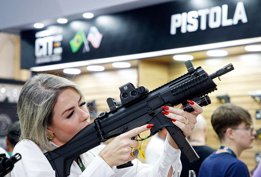 Pameran Senjata terlengkap dan tercanggih di Brasil