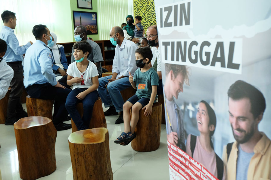 Layanan Jemput Bola Izin Tinggal WNA