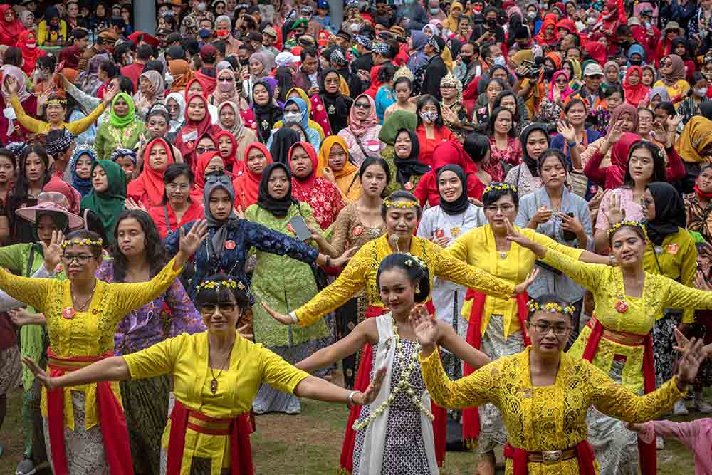 1000 Kebaya Untukmu Indonesiaku