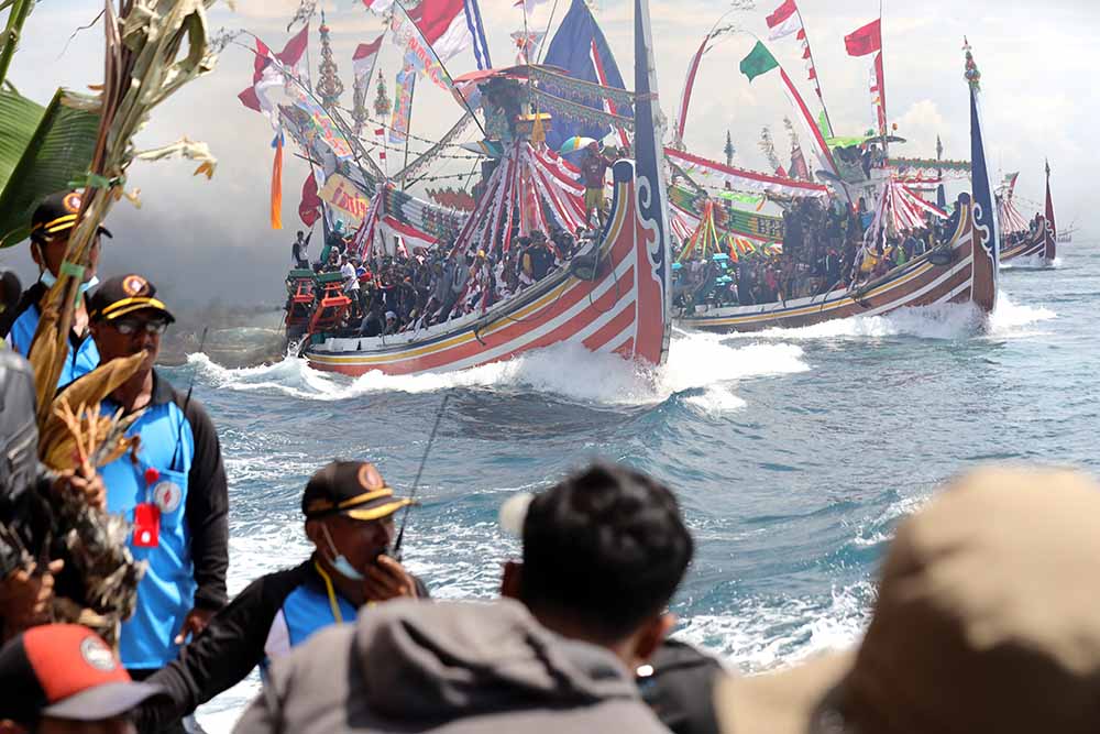 Tradisi Petik Laut Nelayan Muncar