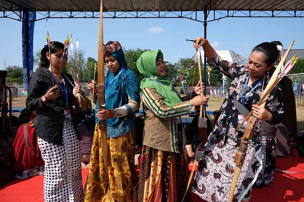 Lomba Panahan Tradisional