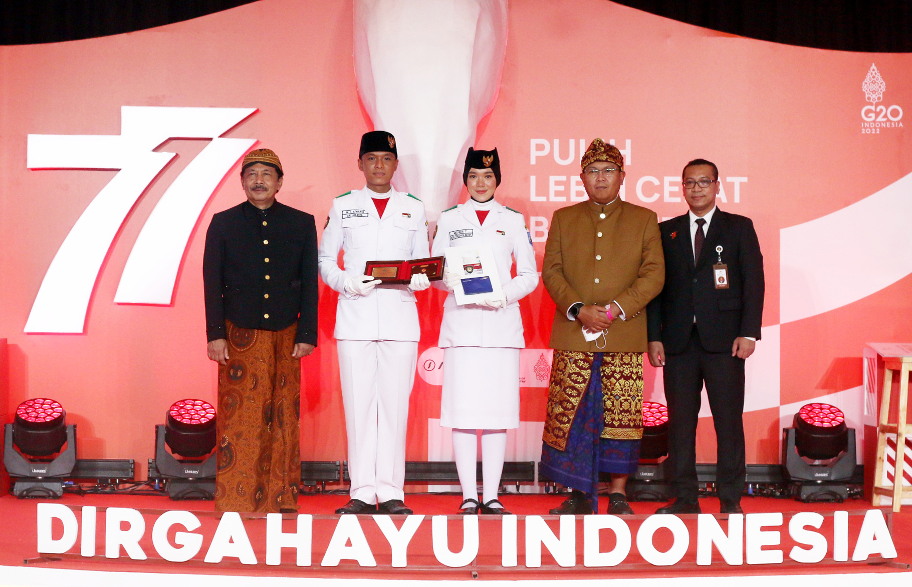 Apresiasi Bank Mandiri untuk Tim Paskibraka Nasional 2022