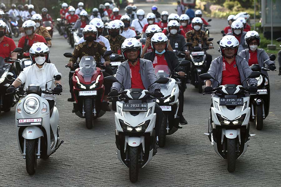 UGM Gelar Kampanye Keselamatan Berkendara Bersama 3 Menteri 