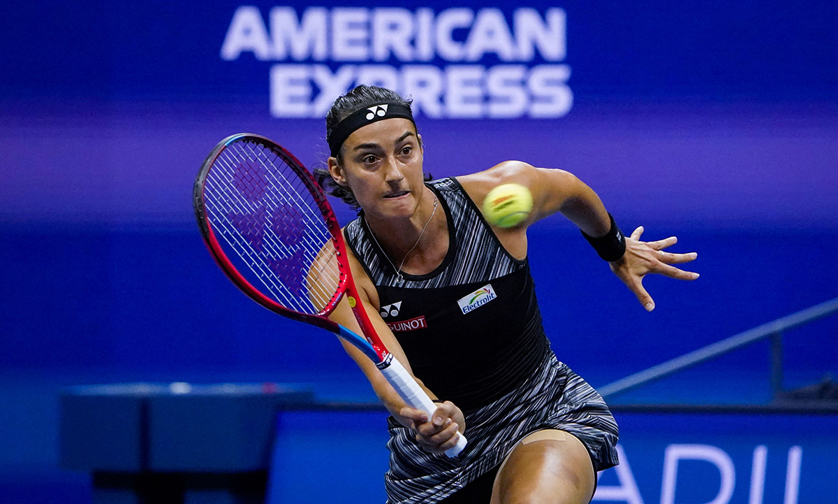 Kalahkan Coco Gauff, Caroline Garcia Lolos ke Semifinal