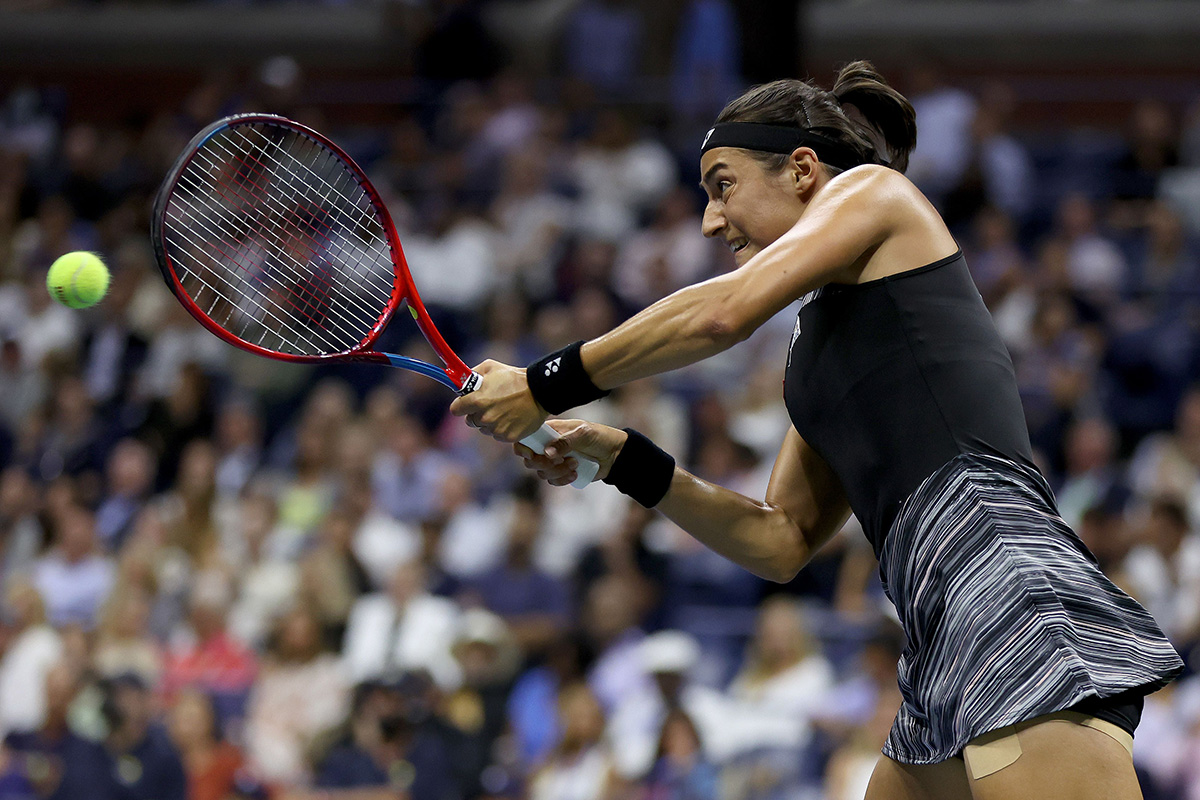 Kalahkan Coco Gauff, Caroline Garcia Lolos ke Semifinal