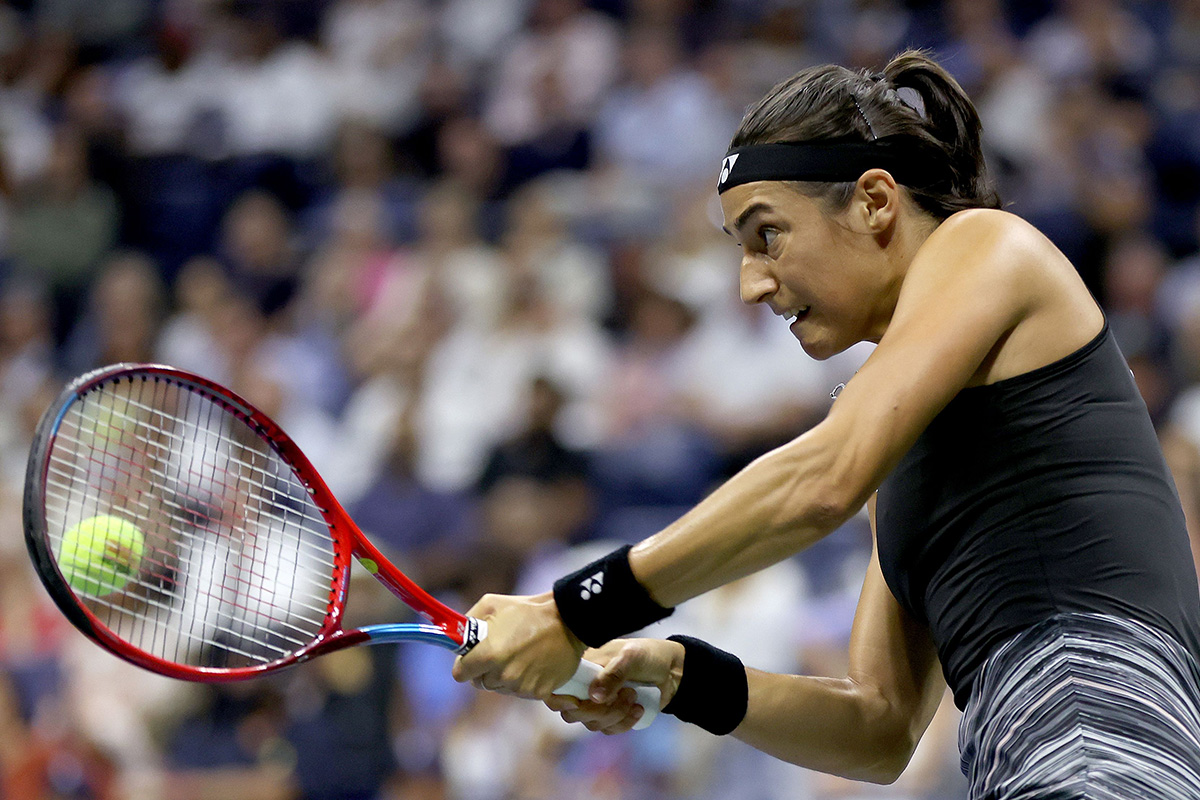 Kalahkan Coco Gauff, Caroline Garcia Lolos ke Semifinal