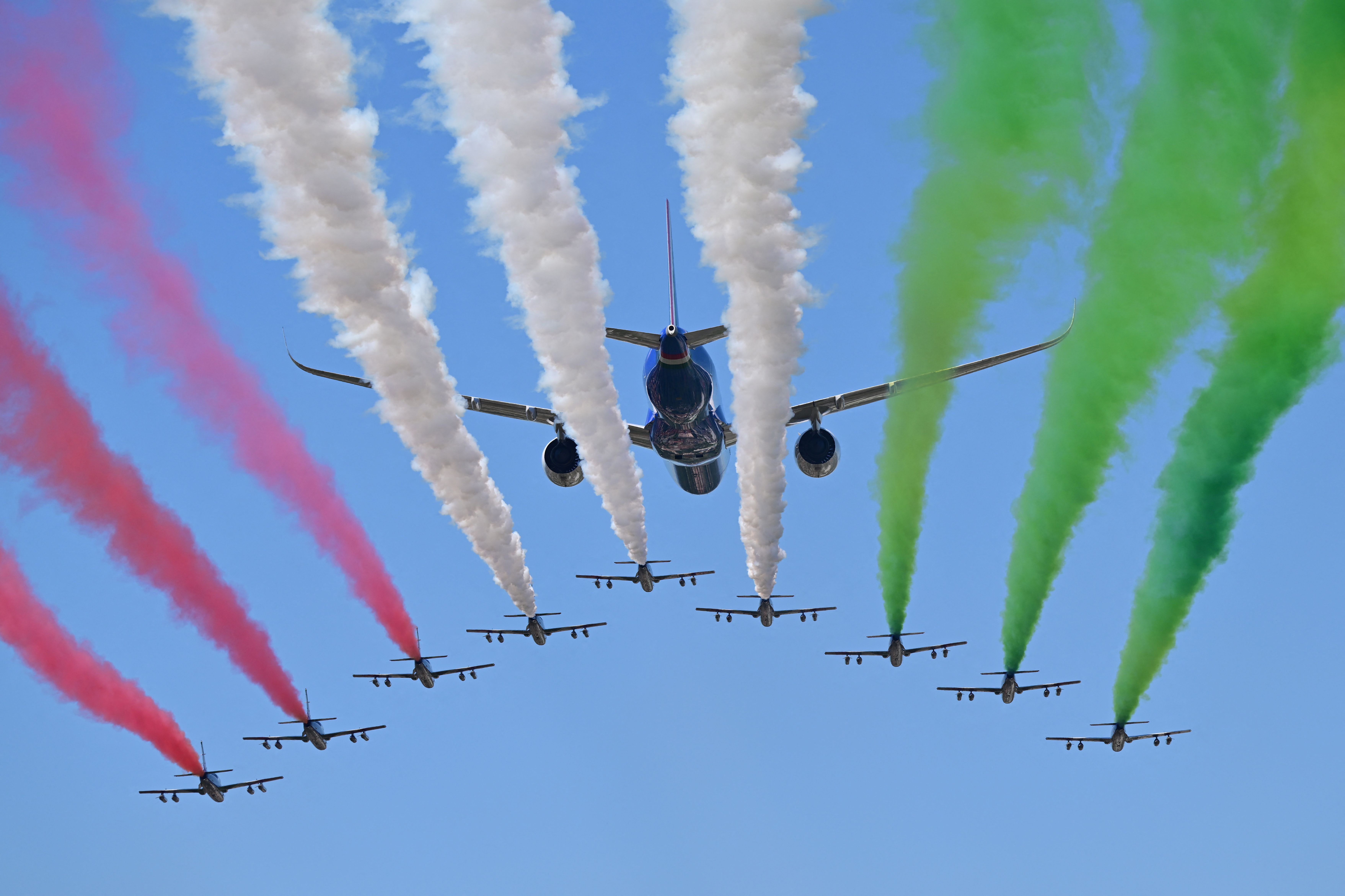 Verstappen Terdepan di Kandang Ferrari