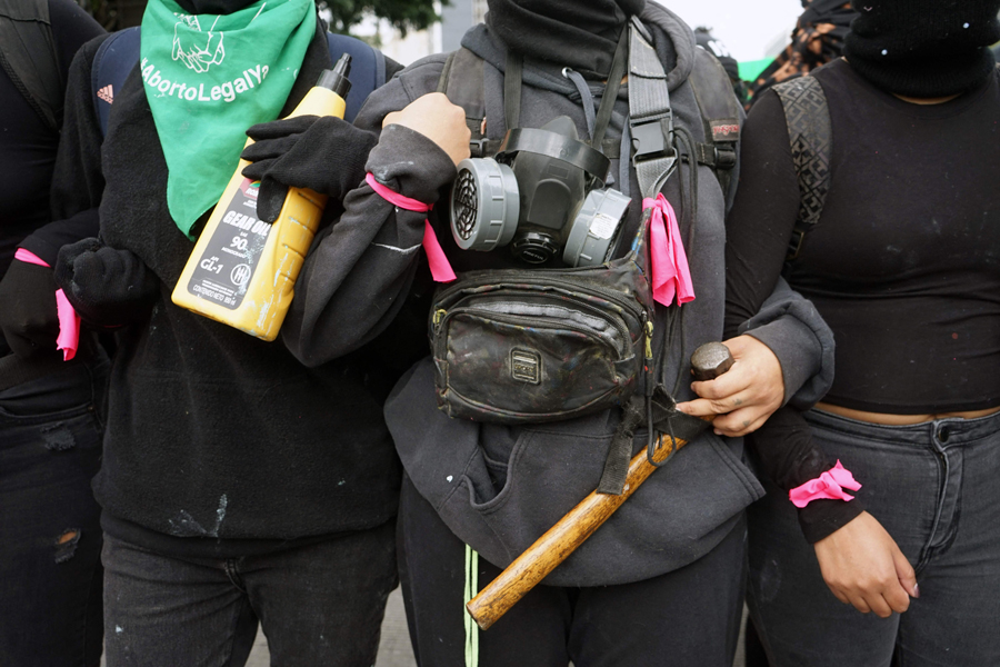 Bakar Pagar Istana Nasional