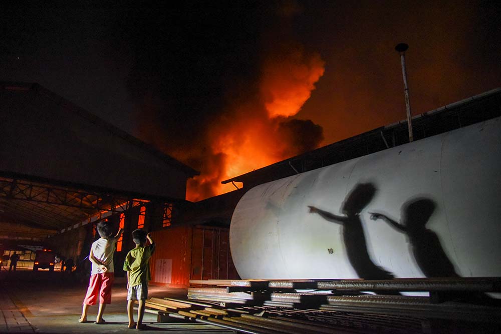 Kebakaran Pabrik Plastik di Deli Serdang