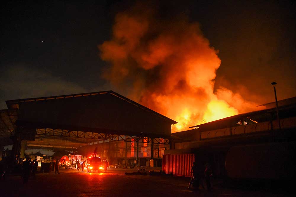 Kebakaran Pabrik Plastik di Deli Serdang