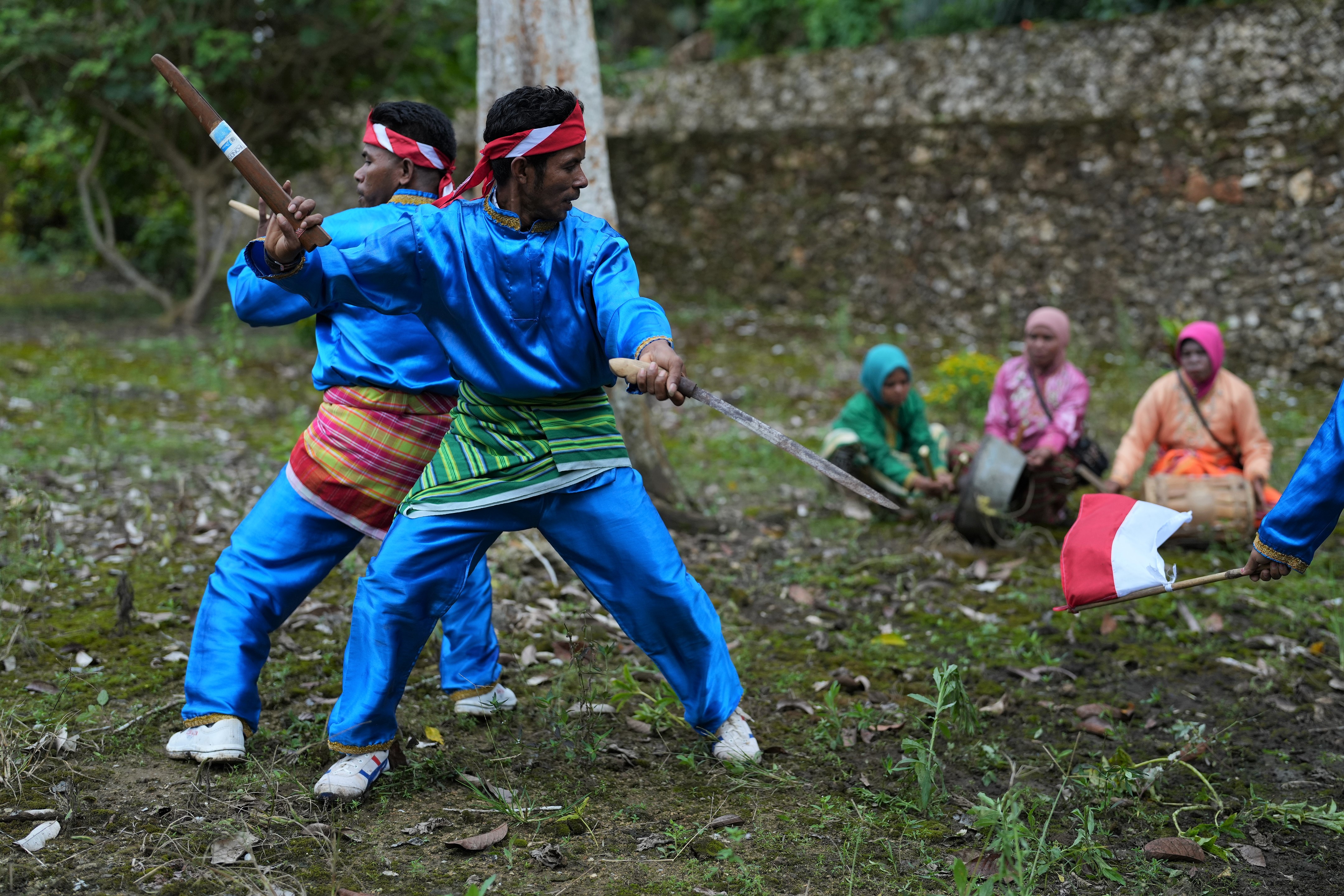 Kementerian Pariwisata dan Ekonomi Kreatif Menetapkan Silat Ewa Wuna Sebagai Salah Satu Warisan Budaya